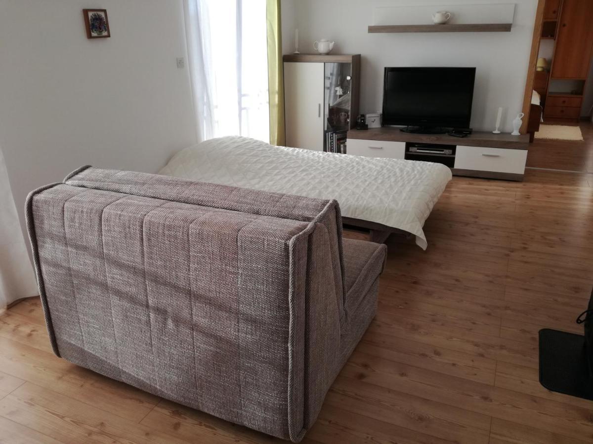 Apartment Vista Lupoglav  Ngoại thất bức ảnh