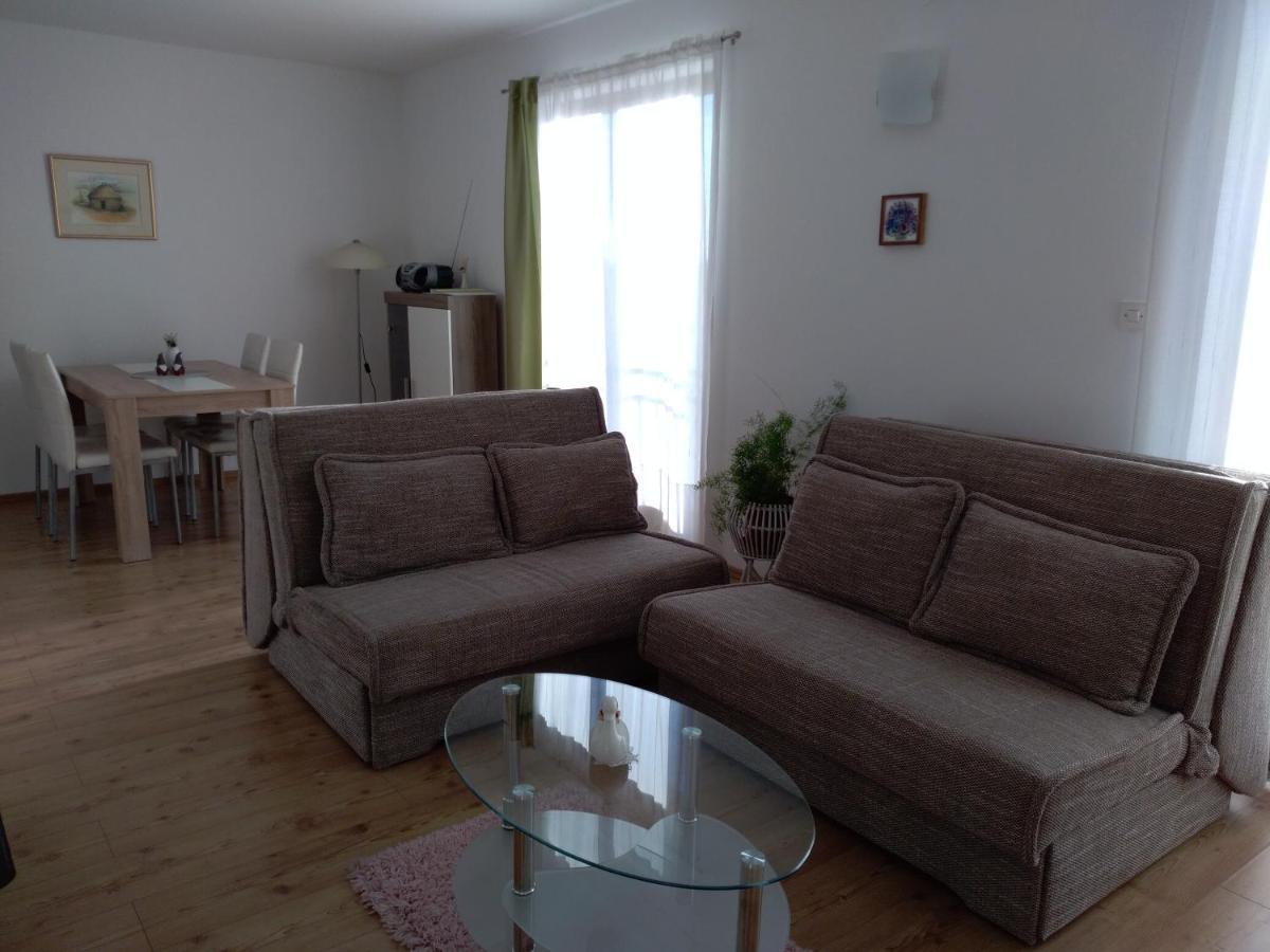 Apartment Vista Lupoglav  Ngoại thất bức ảnh