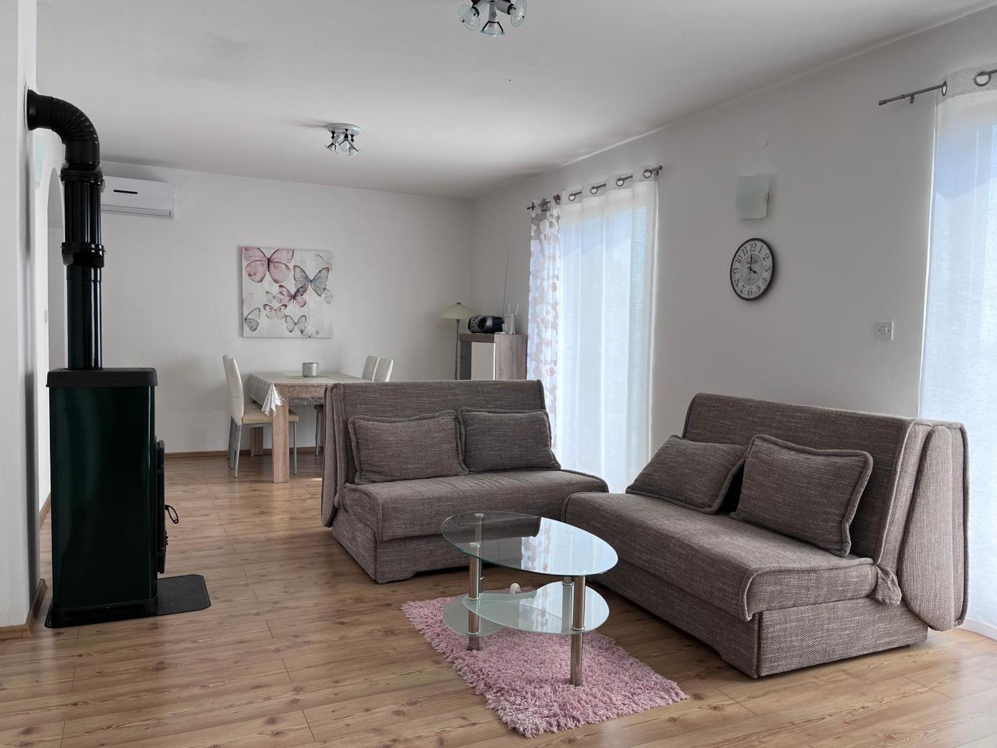 Apartment Vista Lupoglav  Ngoại thất bức ảnh