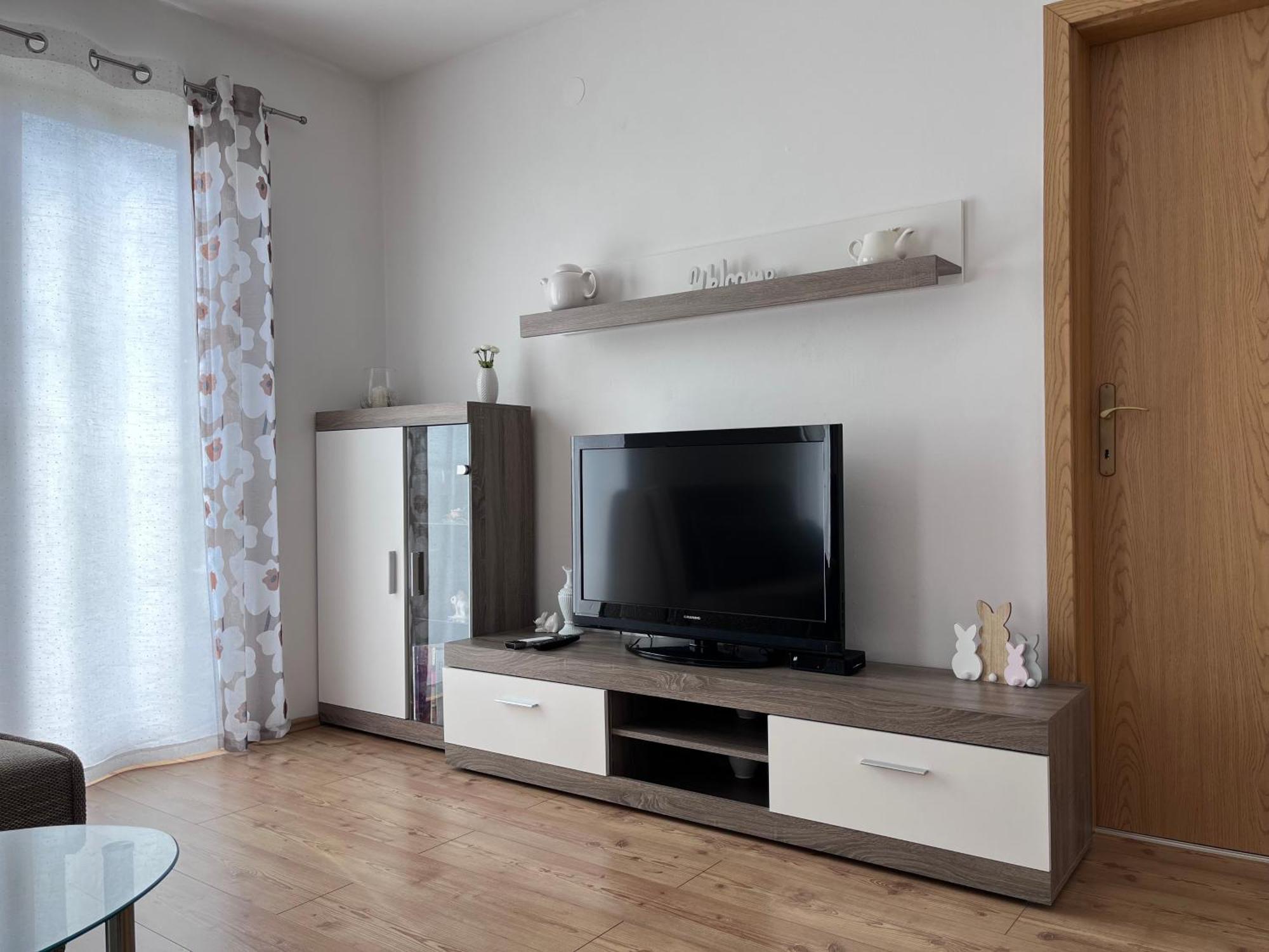 Apartment Vista Lupoglav  Ngoại thất bức ảnh